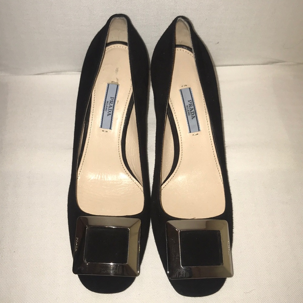 Prada Pumps